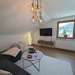 Appartement Angerpartments-sonnige Grosse Mit Balkon Und Kostenlosen Parkplatz