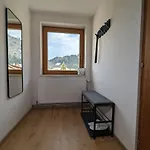 Angerpartments-sonnige Grosse Mit Balkon Und Kostenlosen Parkplatz Döbriach