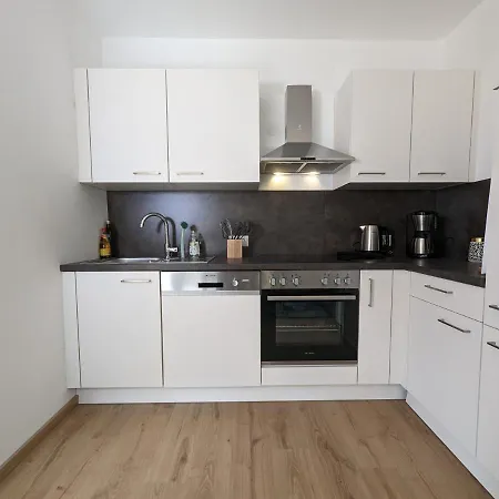 Angerpartments-sonnige Grosse Mit Balkon Und Kostenlosen Parkplatz Lejlighed *