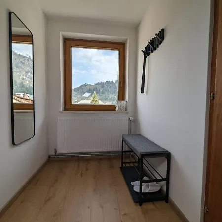 Angerpartments-sonnige Grosse Mit Balkon Und Kostenlosen Parkplatz Döbriach