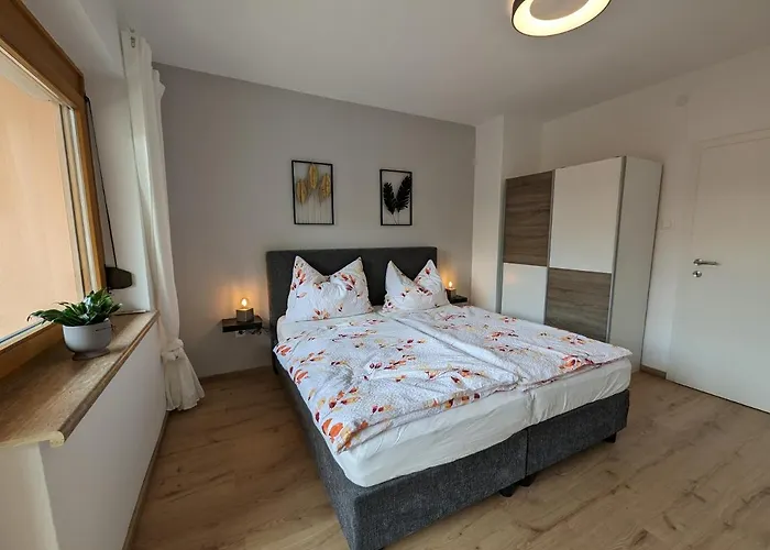 Angerpartments-sonnige Grosse Mit Balkon Und Kostenlosen Parkplatz *