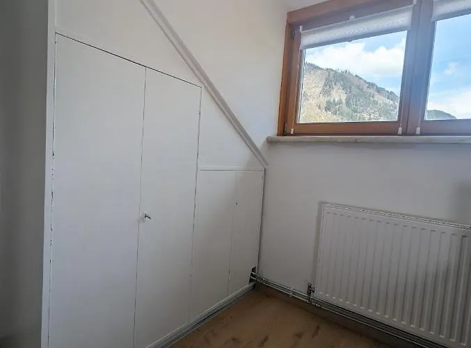 Apartmán Angerpartments-sonnige Grosse Mit Balkon Und Kostenlosen Parkplatz Döbriach