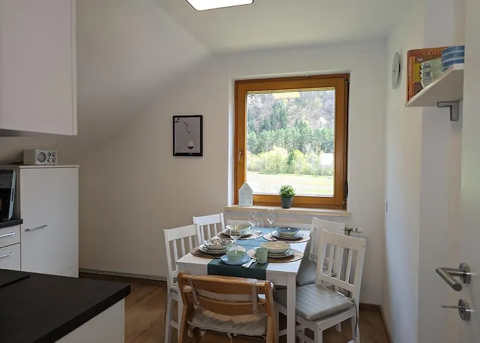 Apartmán Angerpartments-sonnige Grosse Mit Balkon Und Kostenlosen Parkplatz *