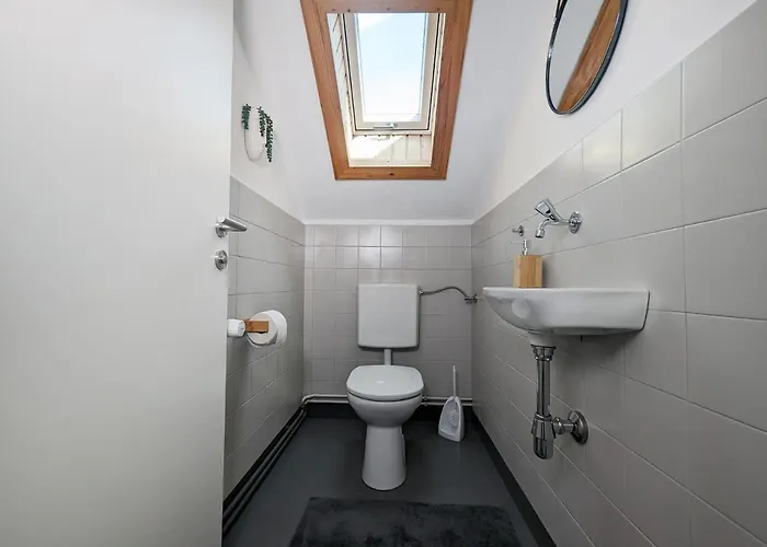 Angerpartments-sonnige Grosse Mit Balkon Und Kostenlosen Parkplatz Döbriach