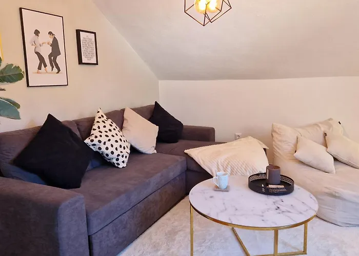 Apartament Angerpartments-sonnige Grosse Mit Balkon Und Kostenlosen Parkplatz